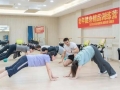 专业教练进驻，老年大学健身营开课