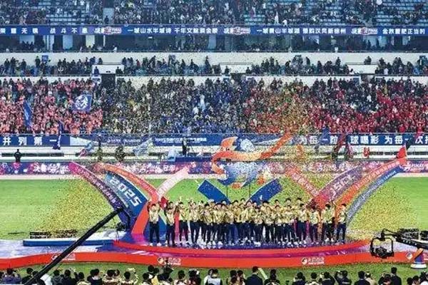 扬子江药业与“苏超”同频共振 以体育激情点燃全民健康新风尚