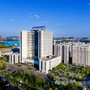 医疗领域：AI帮助降成本，注册证办理提速超70%丨湖南新型工业化调研