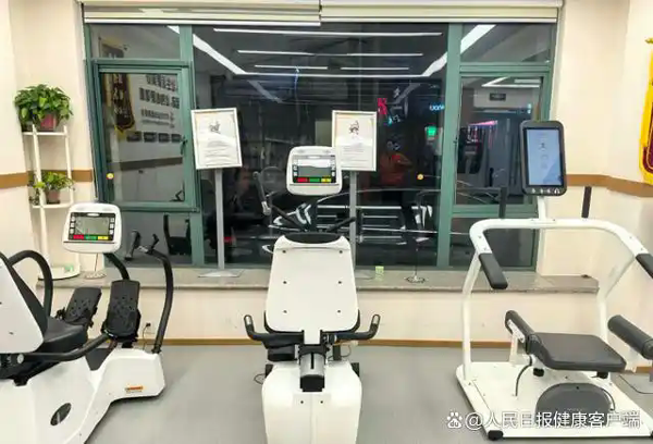“长者健身中心”受欢迎，上门给老人做私教要有一定门槛
