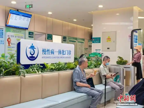 基层健康观察：早筛背后，“小检查”换“大健康”