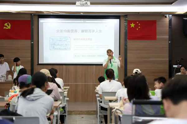 送健康进社区，拱墅社区健康嘉年华首站落地康桥