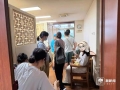 潮声丨大小医院开起了“夜门诊”，你怎么看？