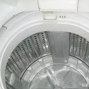 活了20多年才知道，洗衣机藏着污垢开关，难怪衣服洗完又臭又脏！