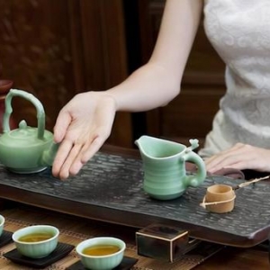 有人听说：喝茶不利于健康？可信吗？听听医生怎么说