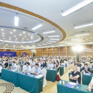 2022中国首届健康人论坛｜主旨演讲：武玉梁——新形势新业态下的职业健康建设