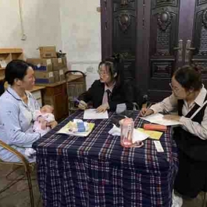 江永县：产后随访送上门 母婴健康有保障