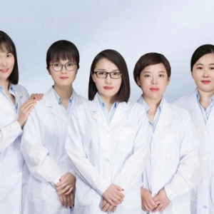 百舸争流，奋楫者先，五个女博士坚守用户第一，扛起科研护肤的大旗