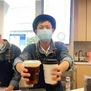 租金全免、收益反哺！杭州一家上市公司开了间“不赚钱”的咖啡店