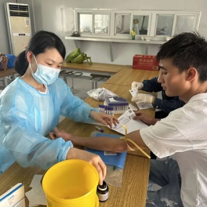 筑牢安全管控第一道“防护线”！沪苏通铁路项目开展“送清凉 送健康”活动