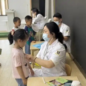健康护航，快乐成长