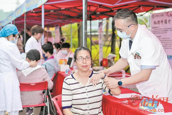 广东积极构建职场心理健康防护网 职业性精神障碍首入法定保障体系