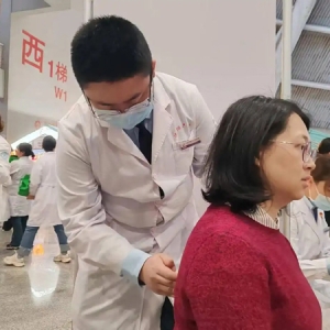 中医夜市升级回归 沈阳市第六人民医院“肝胆相照”为健康“把脉”