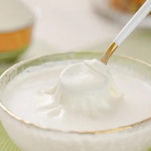 初夏养生新选择：盛健羊乳有机纯羊奶粉，早晚一杯更健康