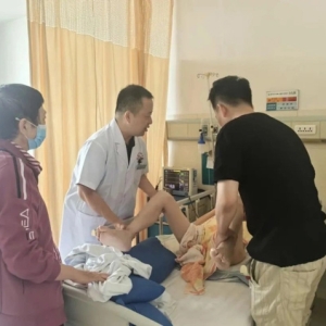 跨越千里援疆情，医疗帮扶惠民生