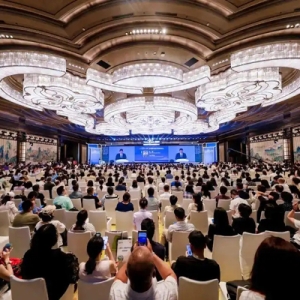 视觉健康盛会在西安召开 温医大眼视光系列成果备受关注