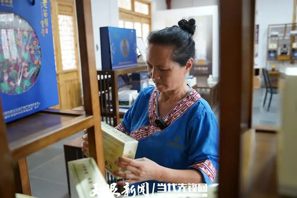 祖传秘方”变大健康产品——黔东南民族医药“变形记”