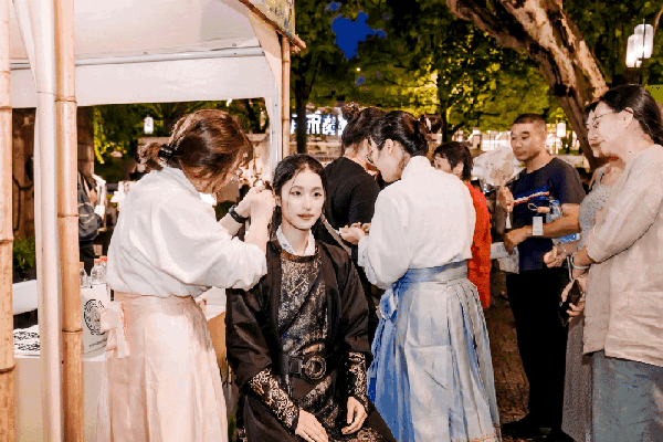 新中式养生风刮到夜市！上个周末，杭州人都在这里“变瘦变美”