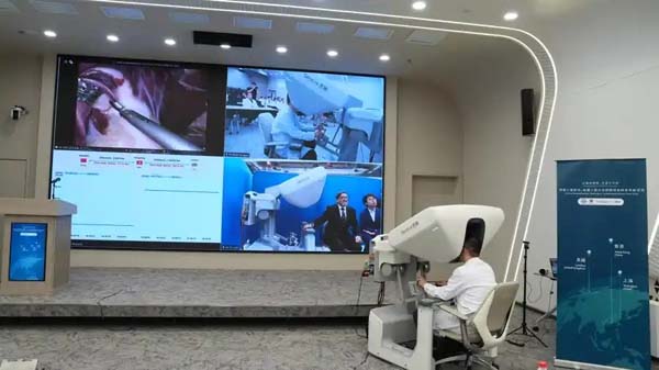 打破手术空间桎梏，仁济医院牵头完成多点协同远程机器人手术