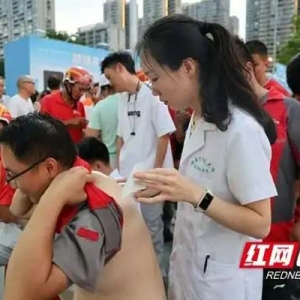烟火气里学养生 湖湘仲景中医药文化流动夜市“骑士”专场启幕