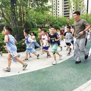 太原：备战马拉松 健身氛围浓