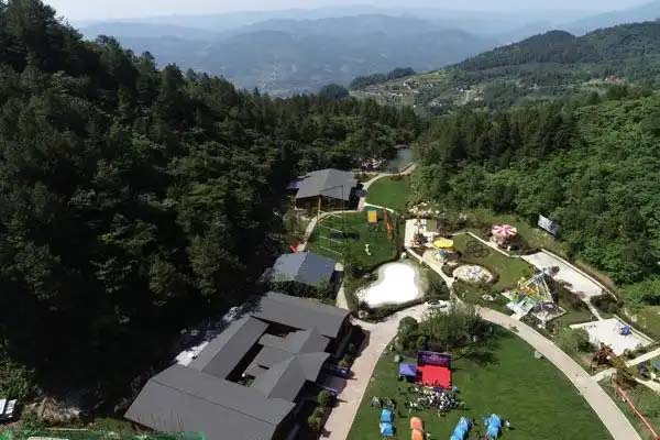 本周末 来时代天街看南川康养避暑项目“送清凉”