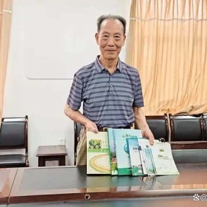 养生路上摆渡人——记湘潭县银发健康养生专家李罗莹