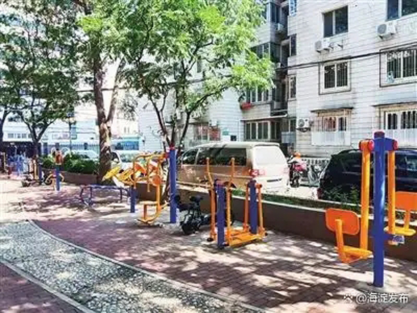 健身器材换“新衣”社区健康添活力——羊坊店街道乔建社区新装19件健身器材